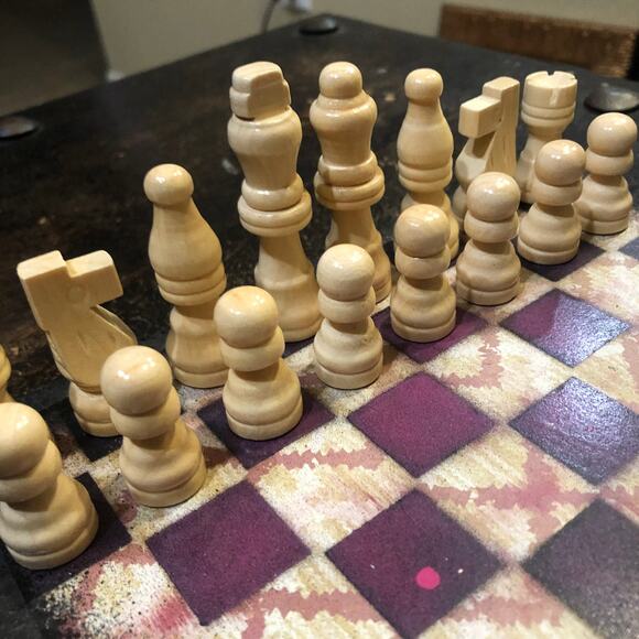 Scrapbook Chess Set - Purple Basket Pattern - Picture 9 of 10